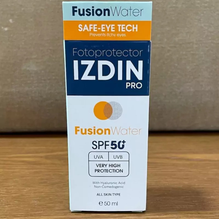 کرم ضدآفتاب فیوژن واتر spf50ایزدین